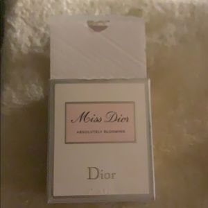 Miss Dior Absolutely Blooming